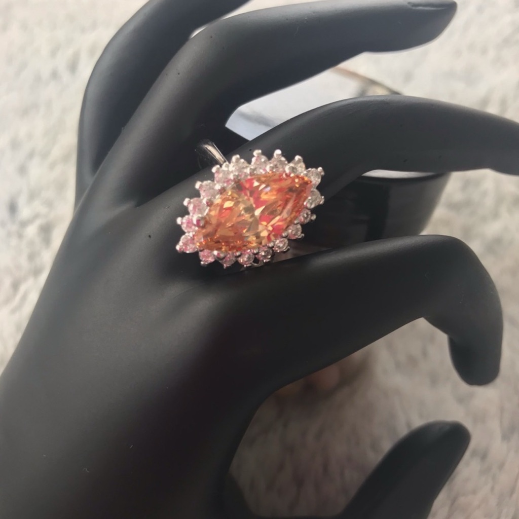 Suzanne Somers Champagne Marquise Sterling Silver Ring 65$